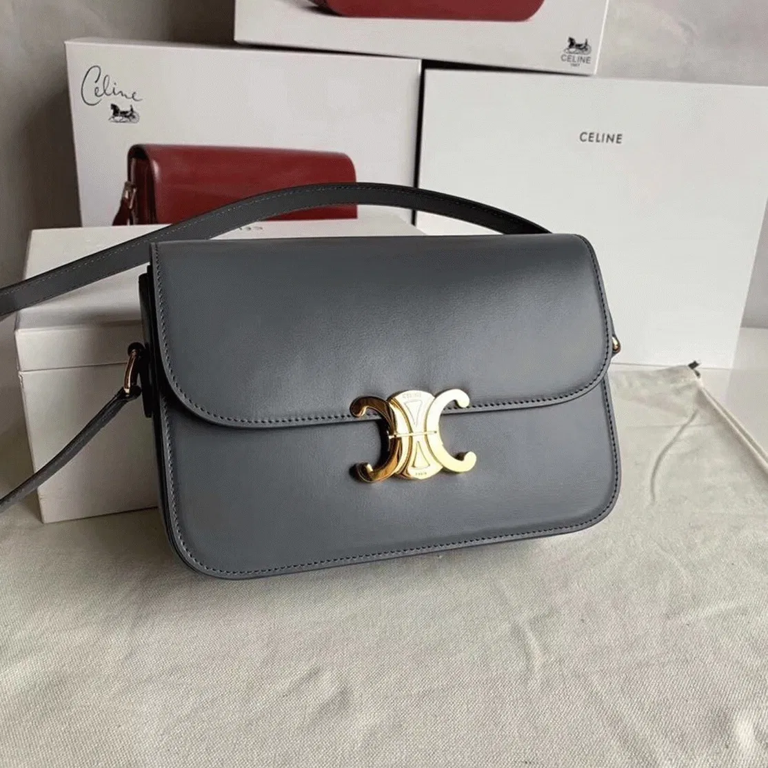 Top Quality Knockoff Celine Triomphe Medium Bag In Grey — image 2