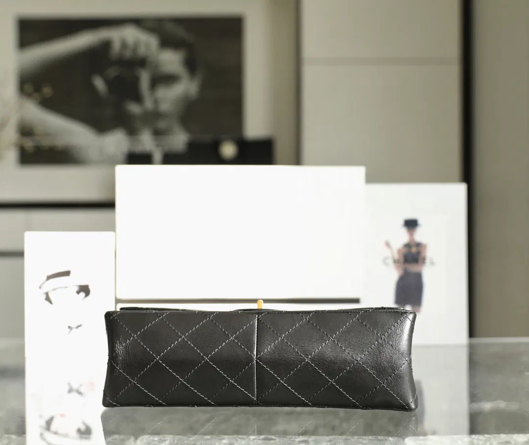 Classic flap bag — image 4