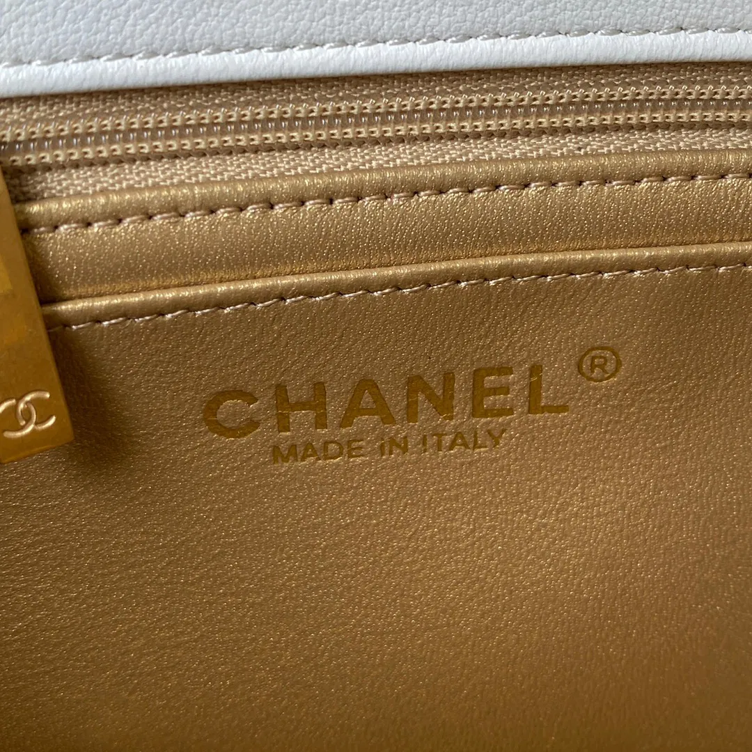Chanel mini flap bag — image 7