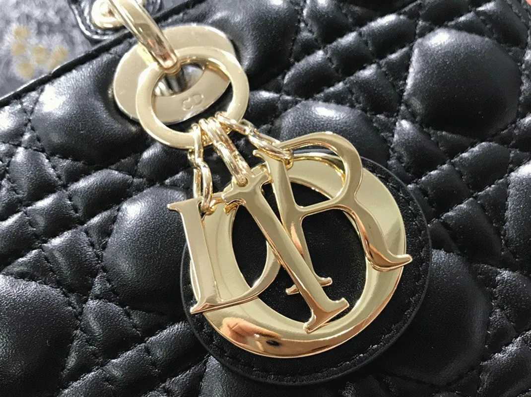 Dior Lady Dior Large Bag Knockoff in Black — image 7