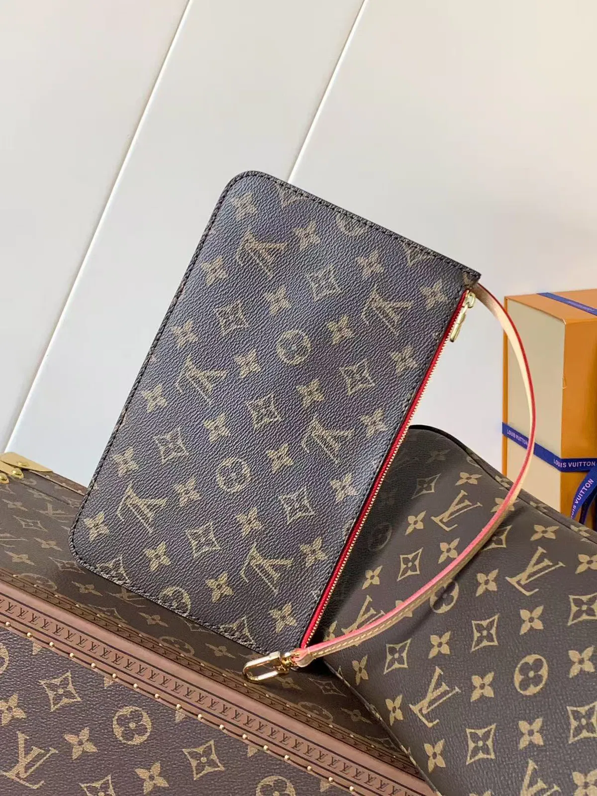 NEVERFULL — image 5