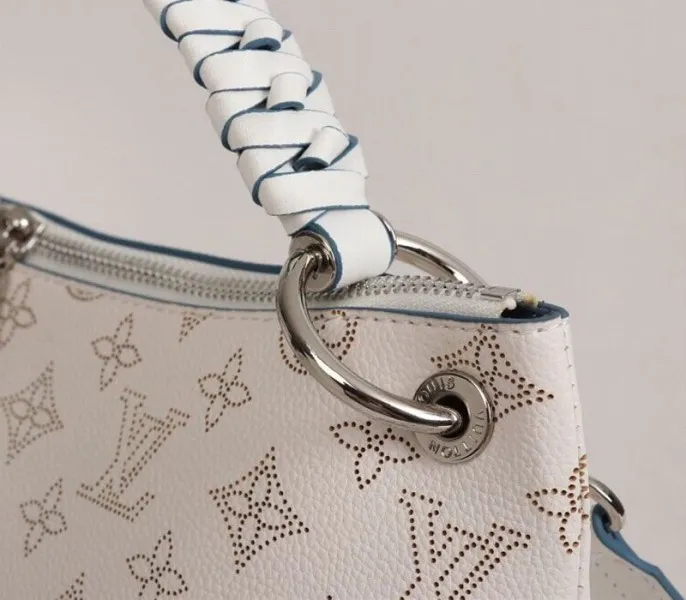 LV Mahina Beaubourg MM Hobo In Off White — image 8