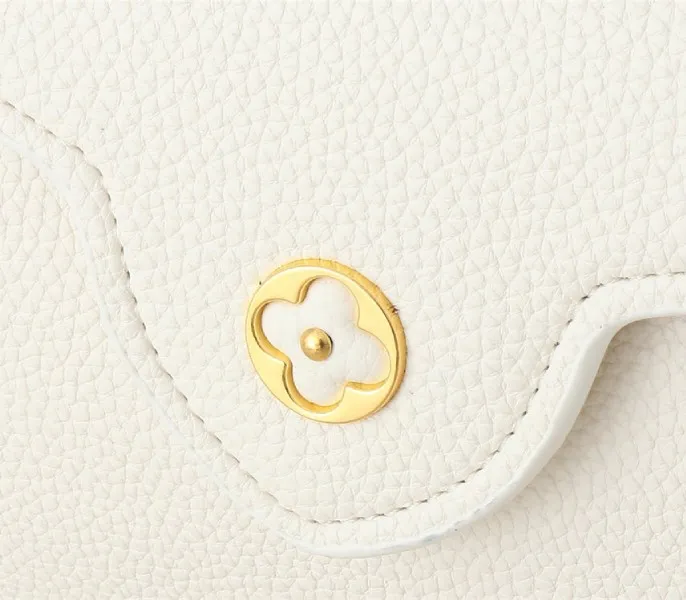Louis Vuitton Capucines Mini Capucines Handbag In Quartz White — image 5
