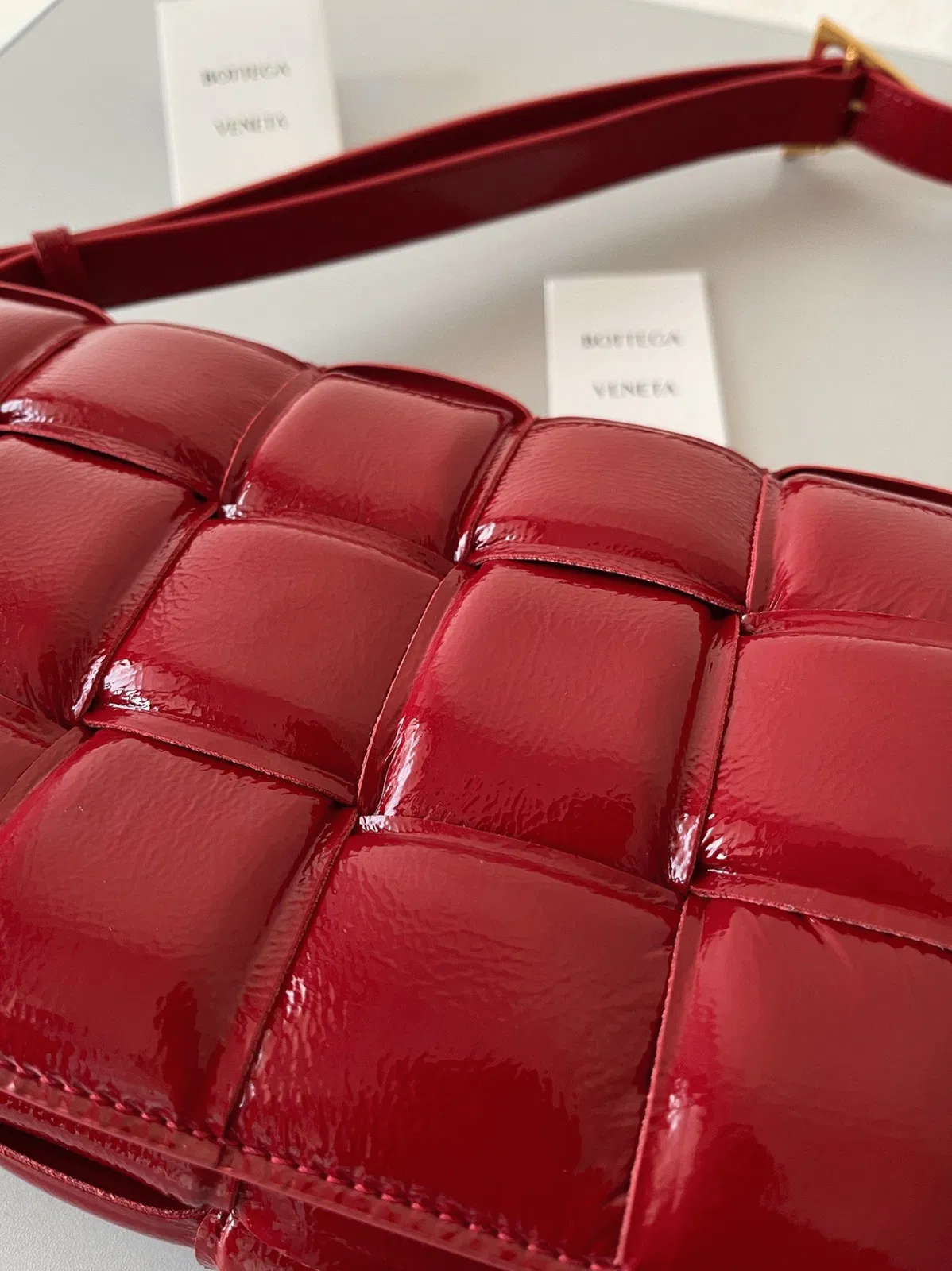 Top Quality Knockoff Bottega Veneta Padded Cassette Bag In Red — image 5