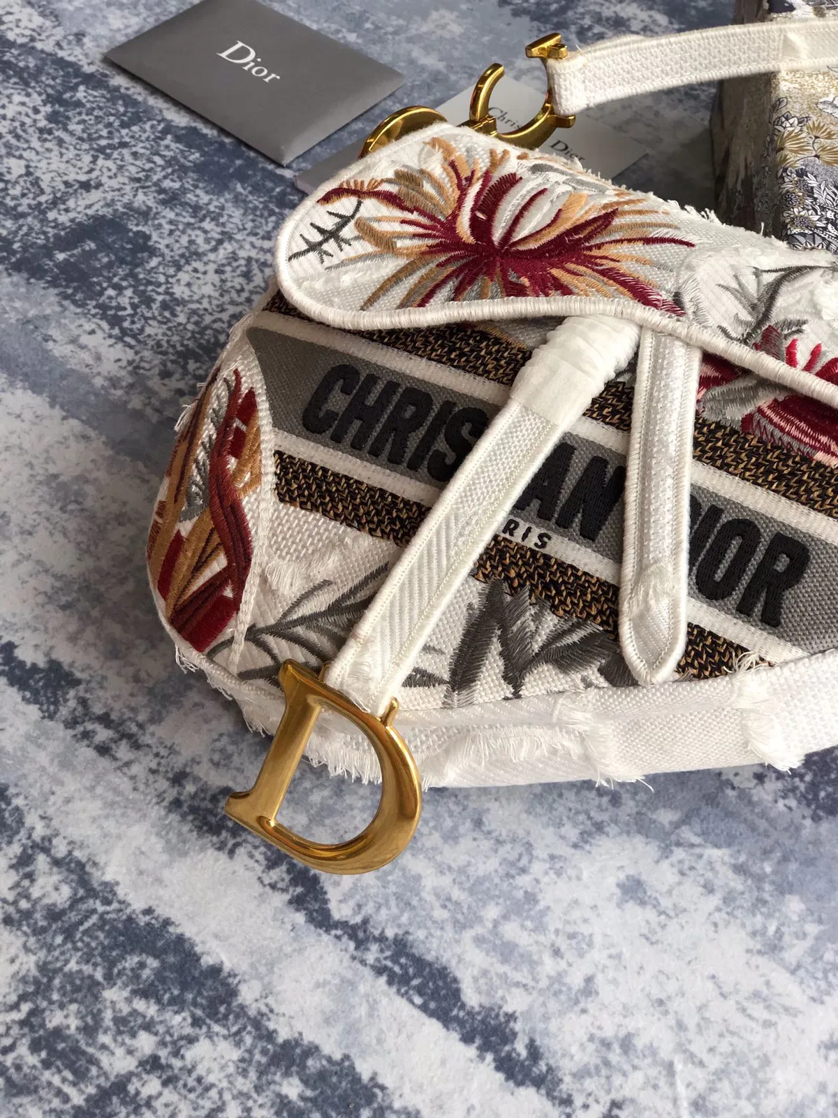 Dior Saddle Bag — image 2