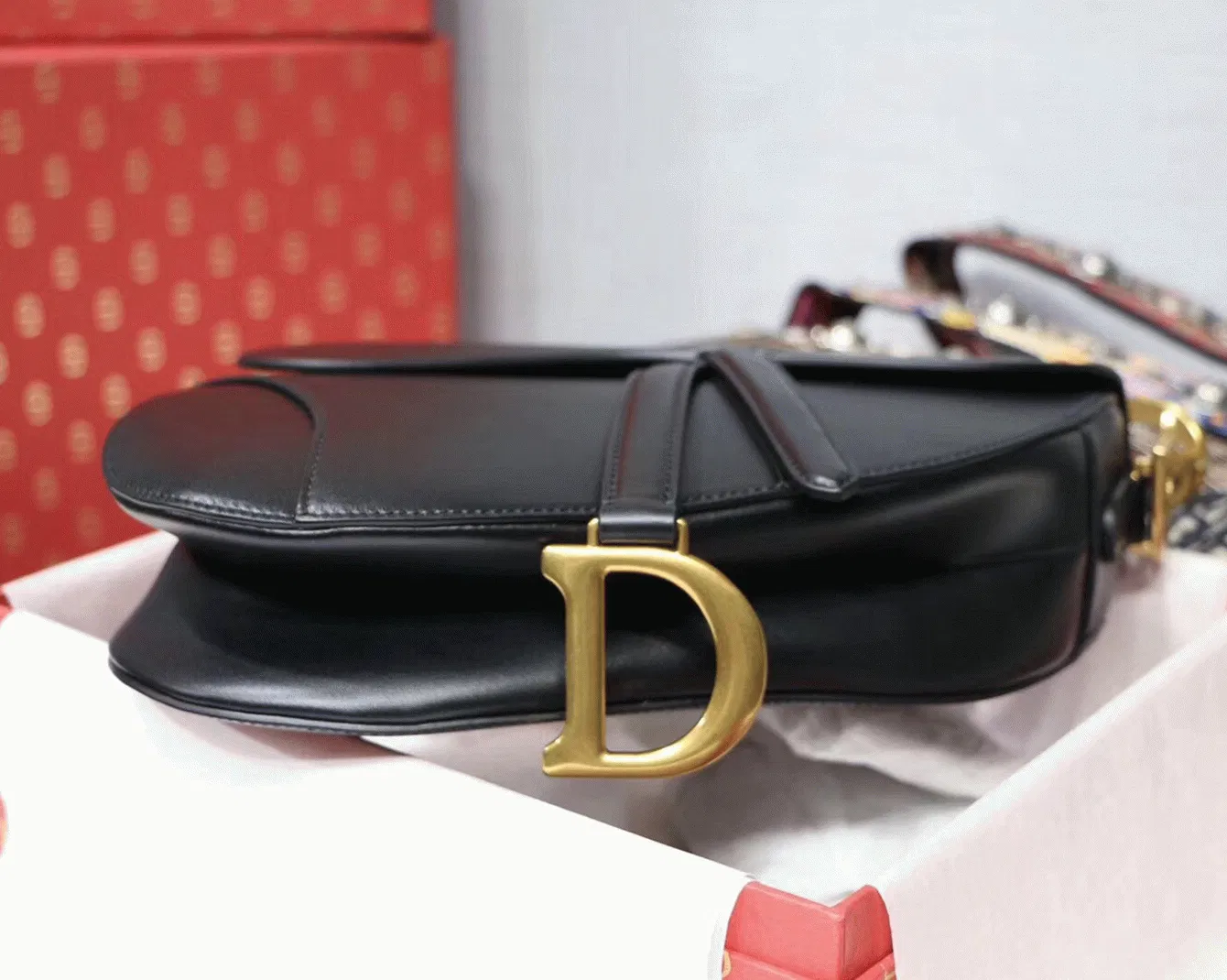 Dior Saddle Bag in Black Smooth Calfskin — image 3