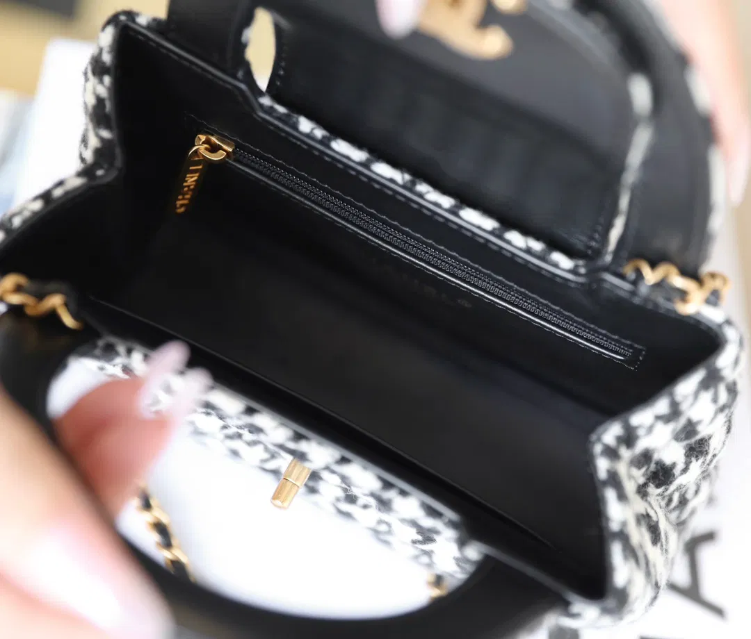 Kelly Handbag — image 4