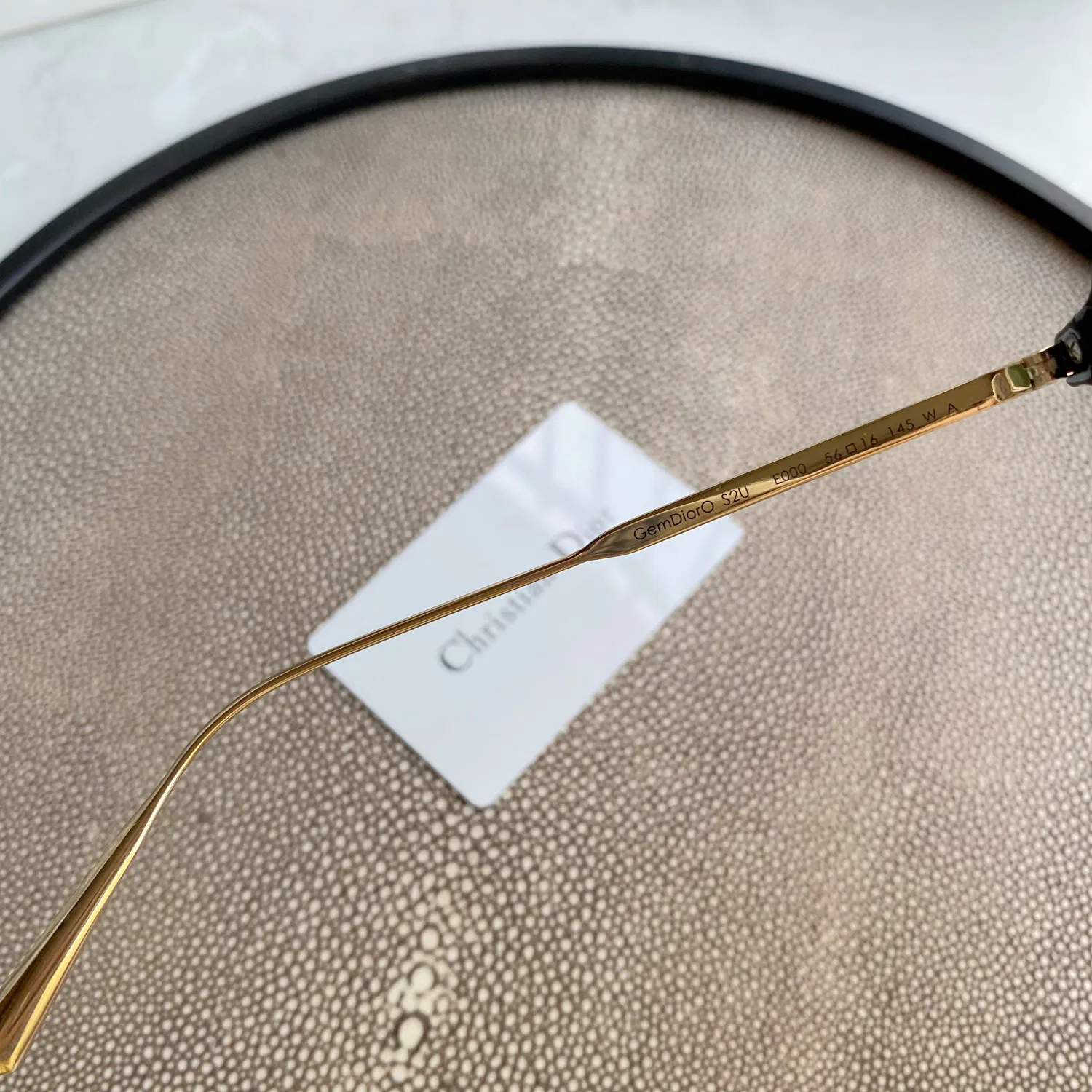 Round Sunglasses — image 2