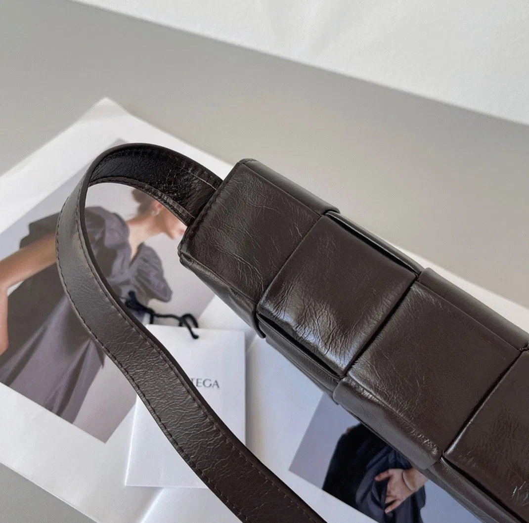 Top Quality Bottega Veneta Cassette Bag In Fondant — image 3