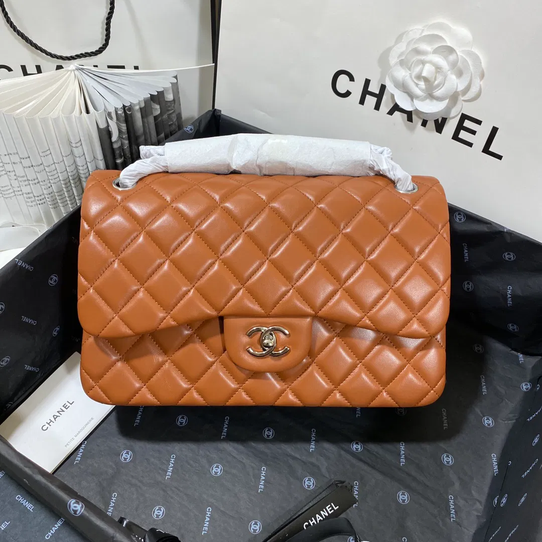 Chanel Flap Bag Large — image 3