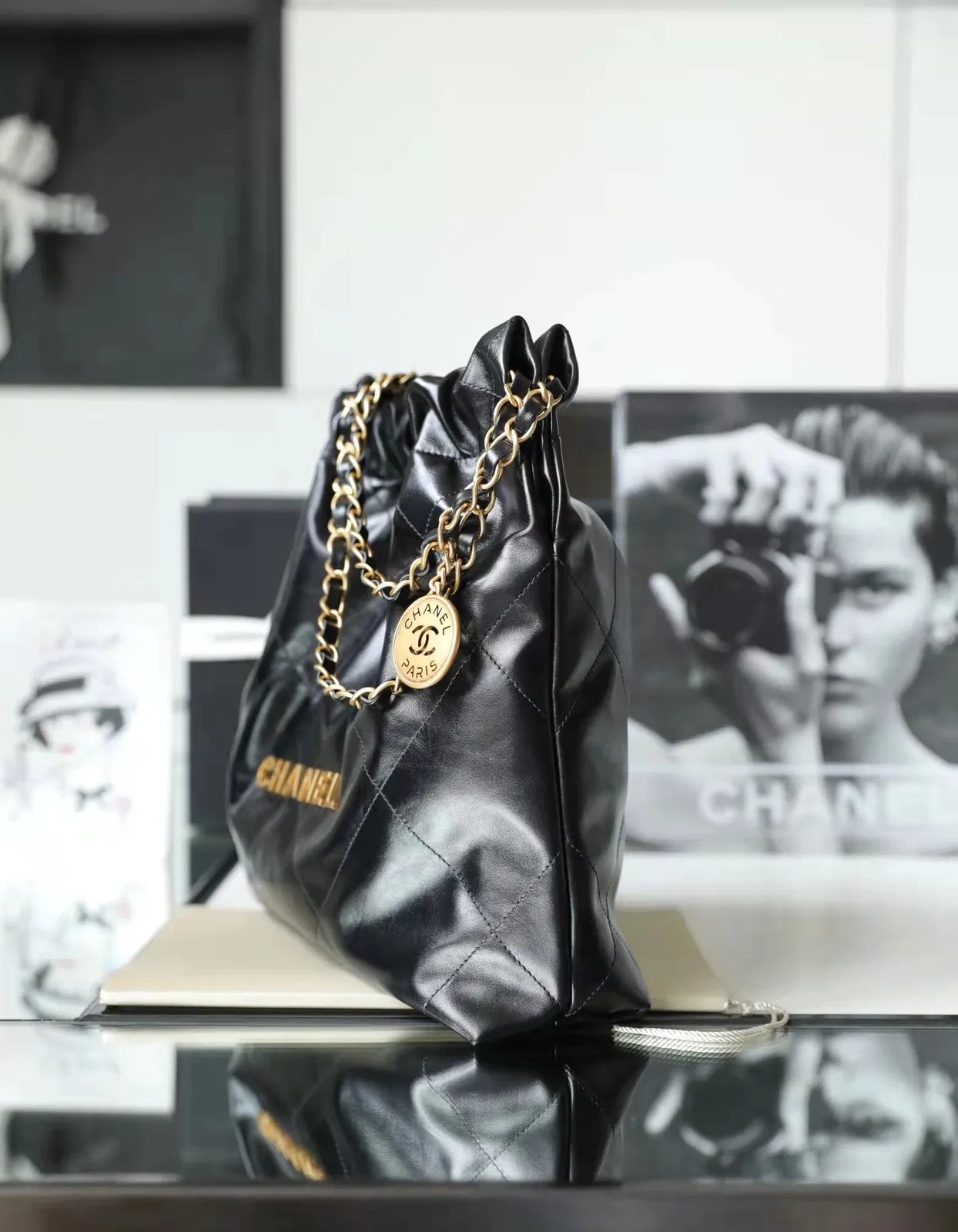 Chanel 22 Medium — image 5