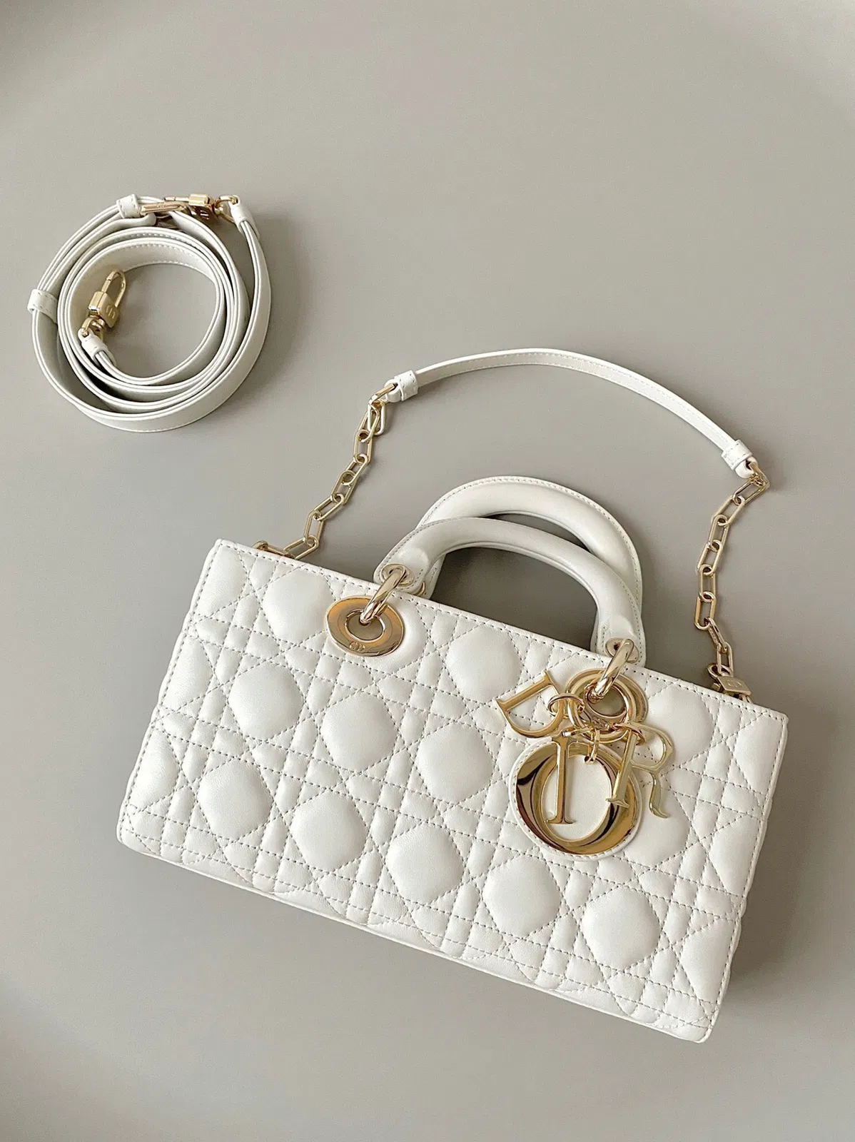 Dior Lady D-Joy Small Bag Knockoff in White — image 2