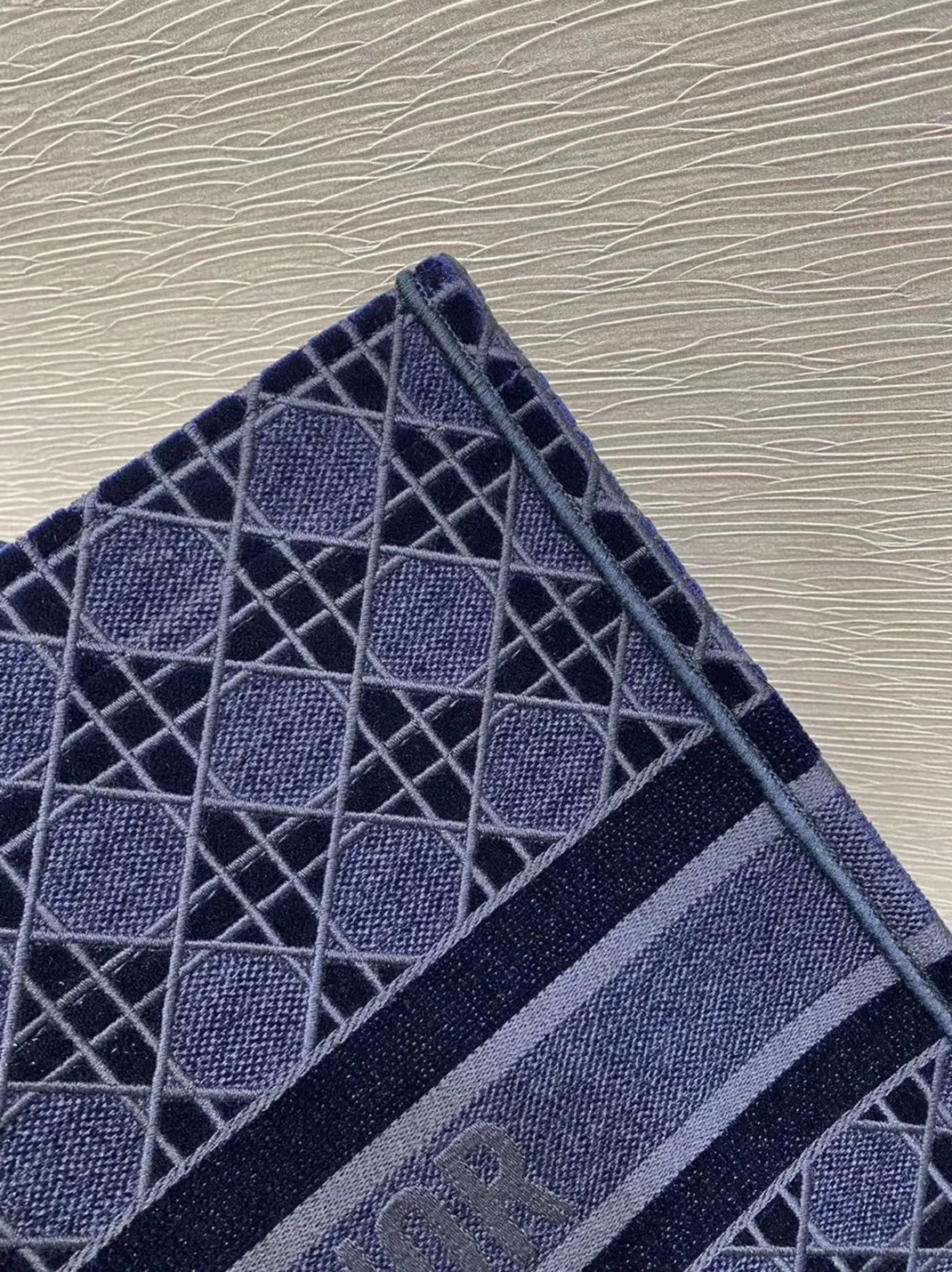 Dior Large Book Tote Bag Knockoff in Blue Cannage Embroidered Velvet — image 4