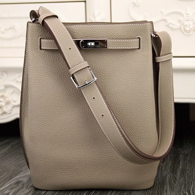 Grey Leather Hermes So Kelly 22cm Soft Leather Shoulder Bag