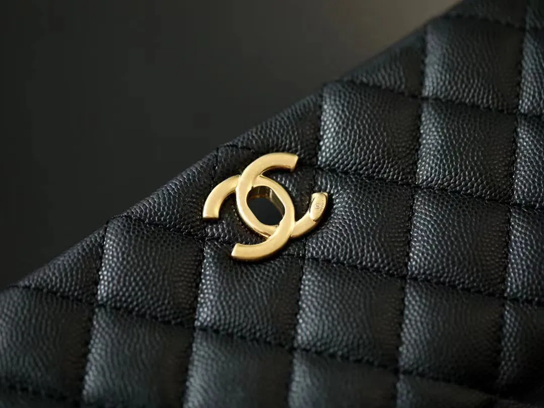 CHANEL COCO HADNLE — image 5