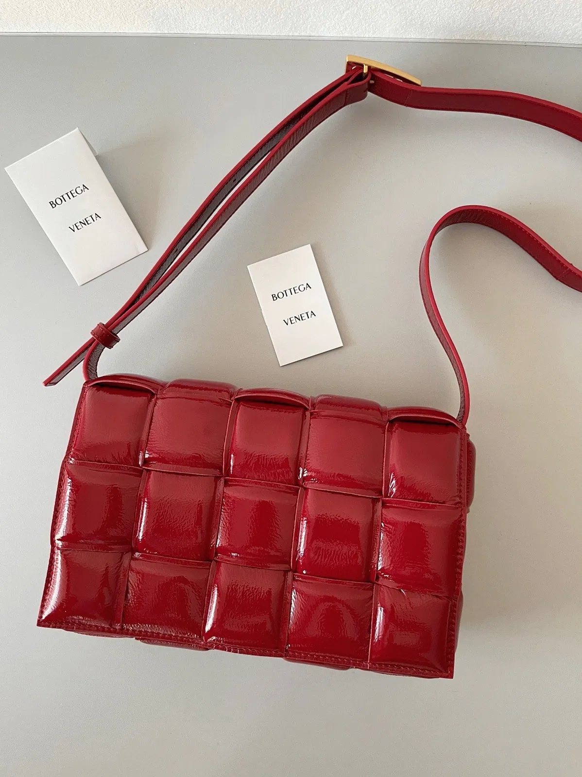 Top Quality Knockoff Bottega Veneta Padded Cassette Bag In Red — image 2