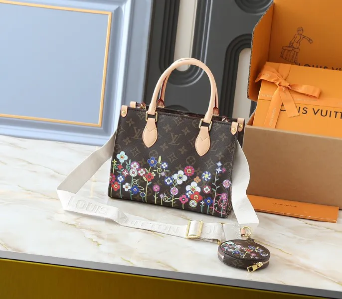 X TM Monogram Canvas Onthego PM — image 5