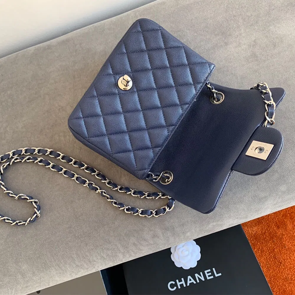 Chanel MINI FLAP BAG(high-end grade) — image 7