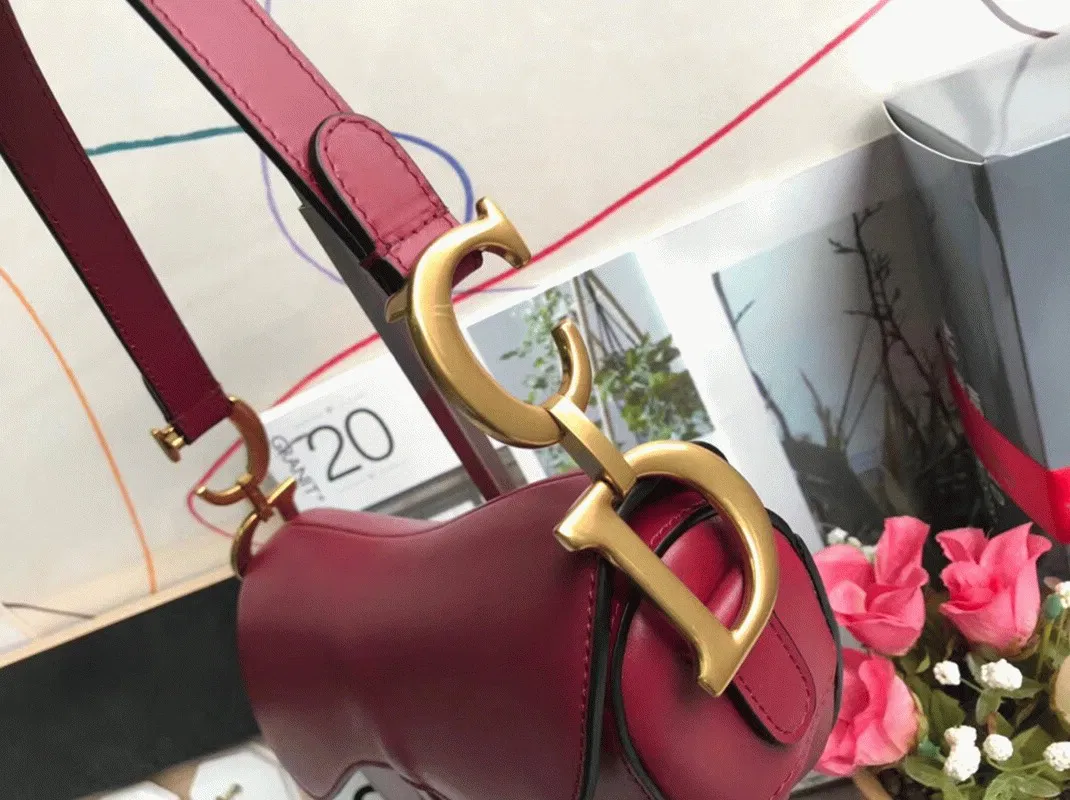 Dior Saddle Bag in Red Smooth Calfskin — image 7