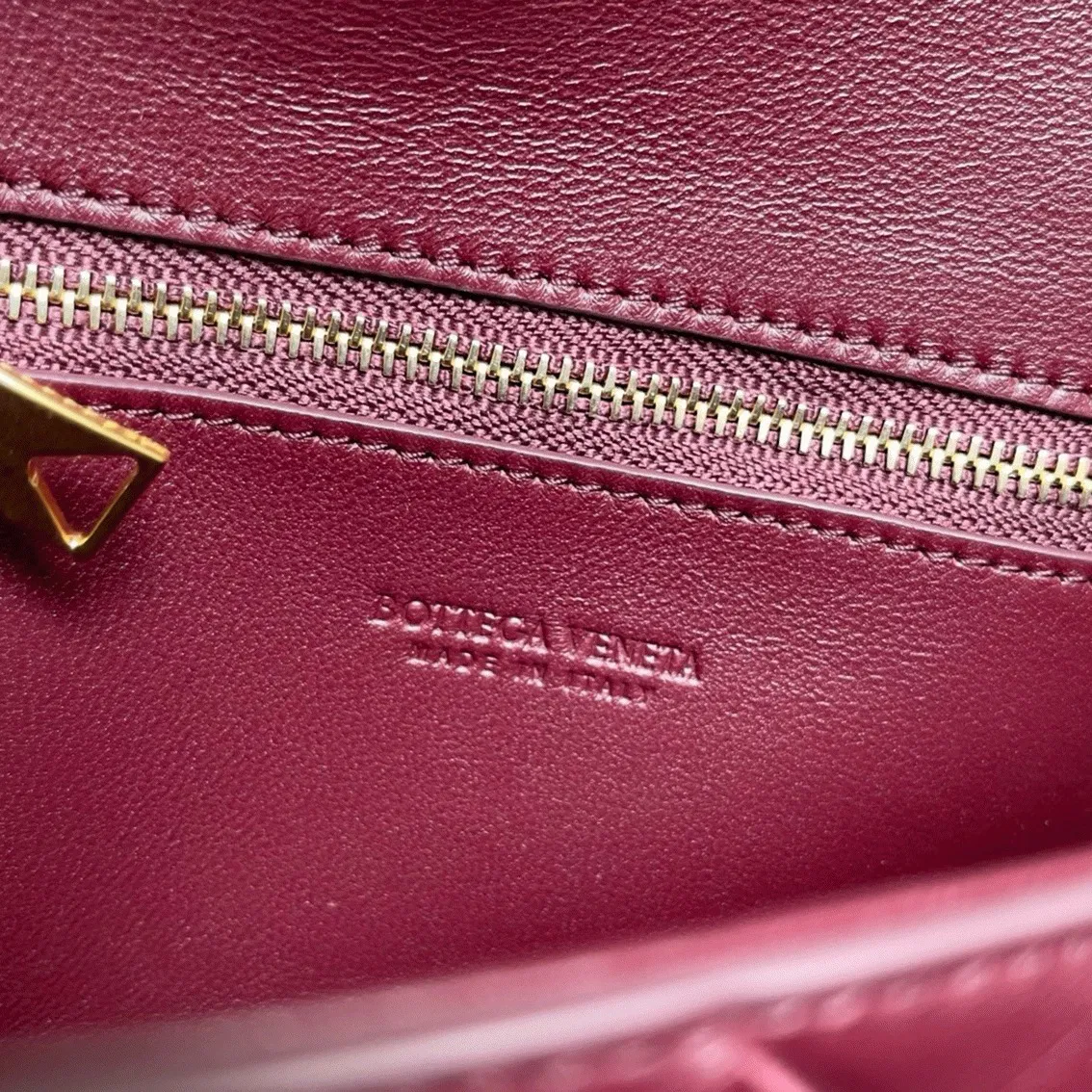 Bottega Veneta Mini Andiamo Cross-Body Bag Barolo — image 5