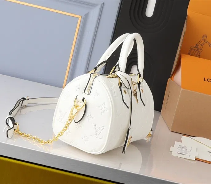 Louis Vuitton Other Leathers Speedy Bandouliere 20 Handbag In Quartz White — image 4