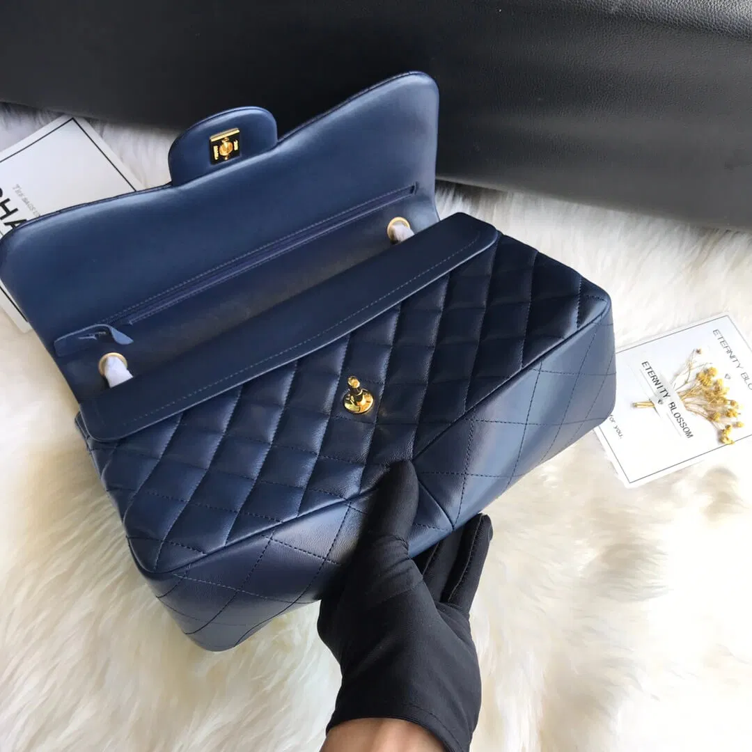 CHANEL LARGE CLASSIC HANDBAG(High-end grade) — image 5