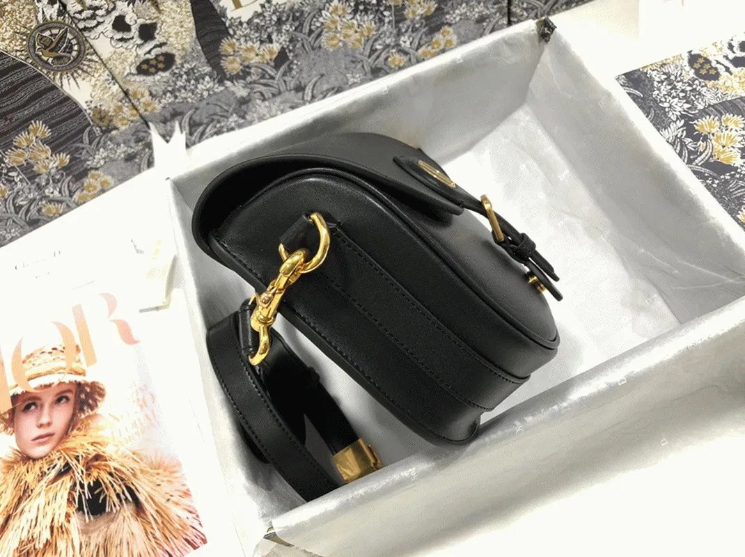 Dior Bobby Medium Bag Imitation in Black — image 7