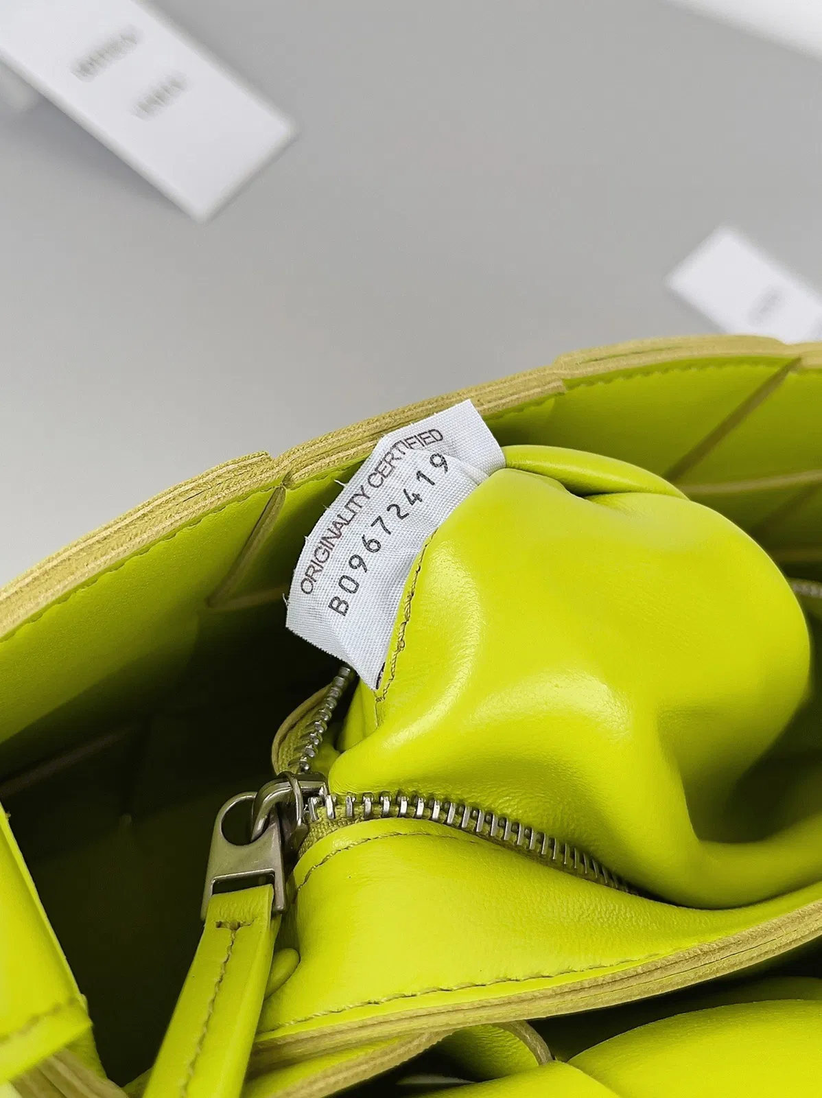 Top Quality Bottega Veneta Cassett Bag In Acid Kiwi — image 6