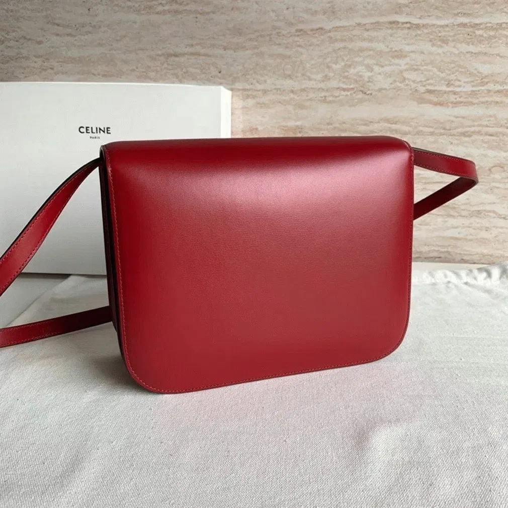 Top Quality Celine Classic Box Medium Bag In Red — image 7