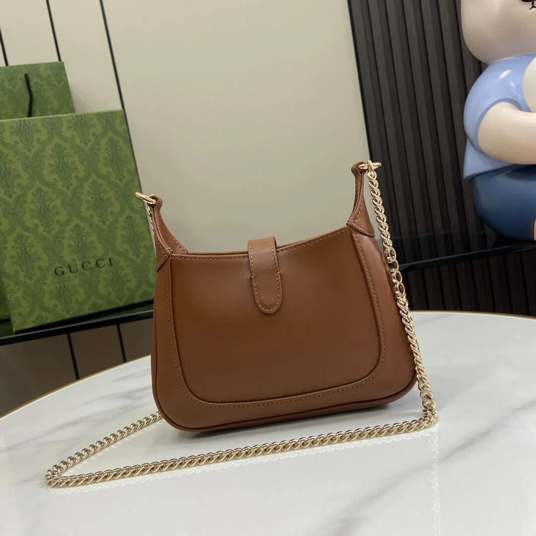 Gucci Diana Bamboo Small Shoulder Bag — image 5