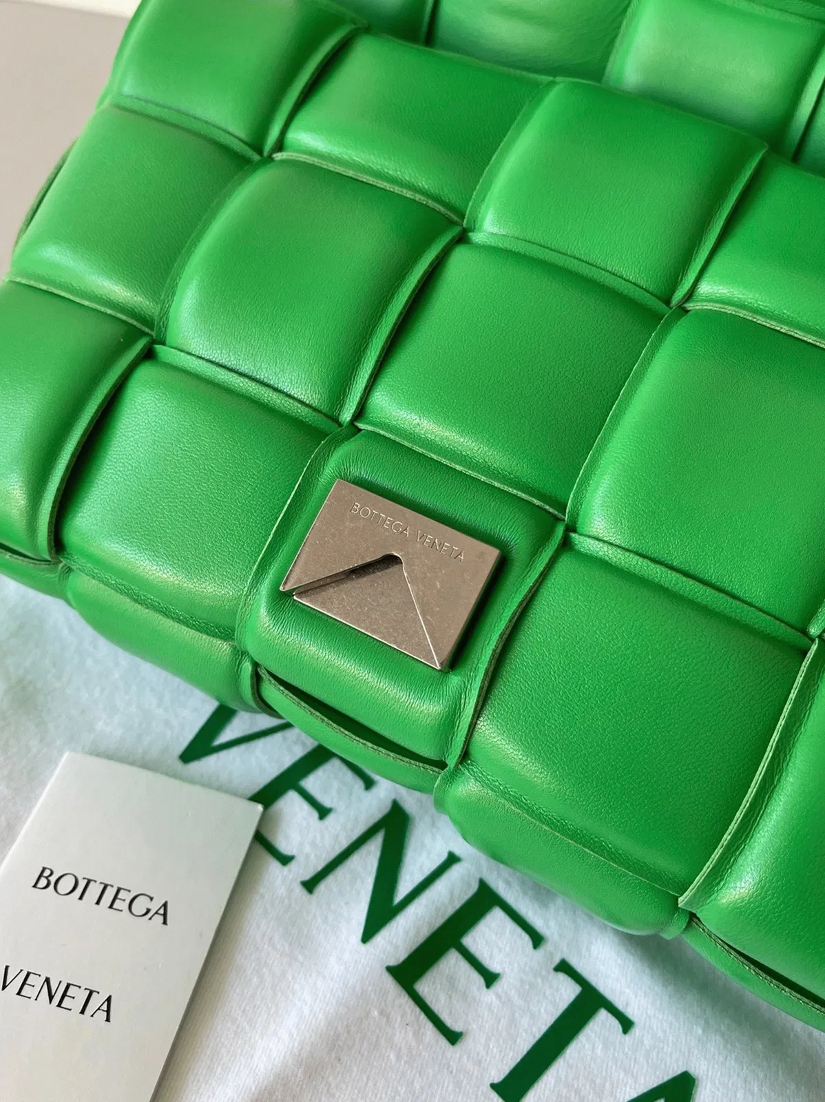 Top Quality Knockoff Bottega Veneta Padded Cassette Bag In Parakeet — image 5