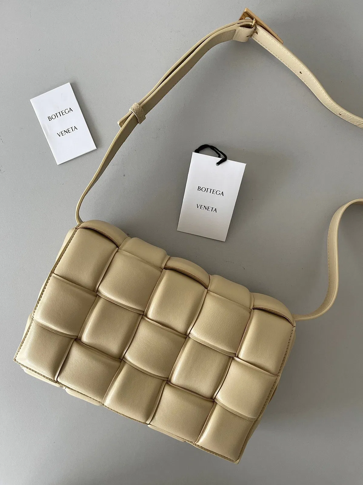 Top Quality Knockoff Bottega Veneta Padded Cassette Bag In Porridge — image 6