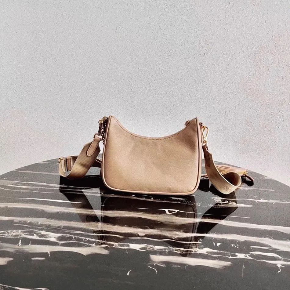 Prada Re-Edition Shoulder Bag in Beige — image 8