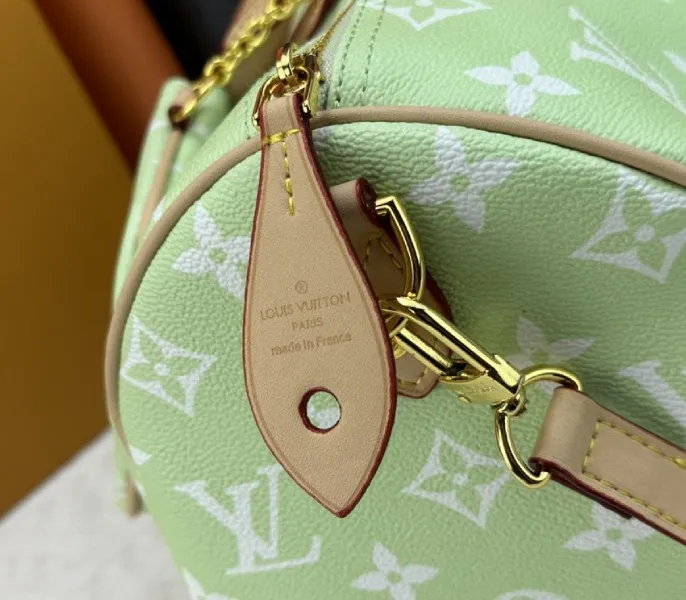Louis Vuitton Speedy P9 Bandouliere 40 Bag In Light Green — image 8
