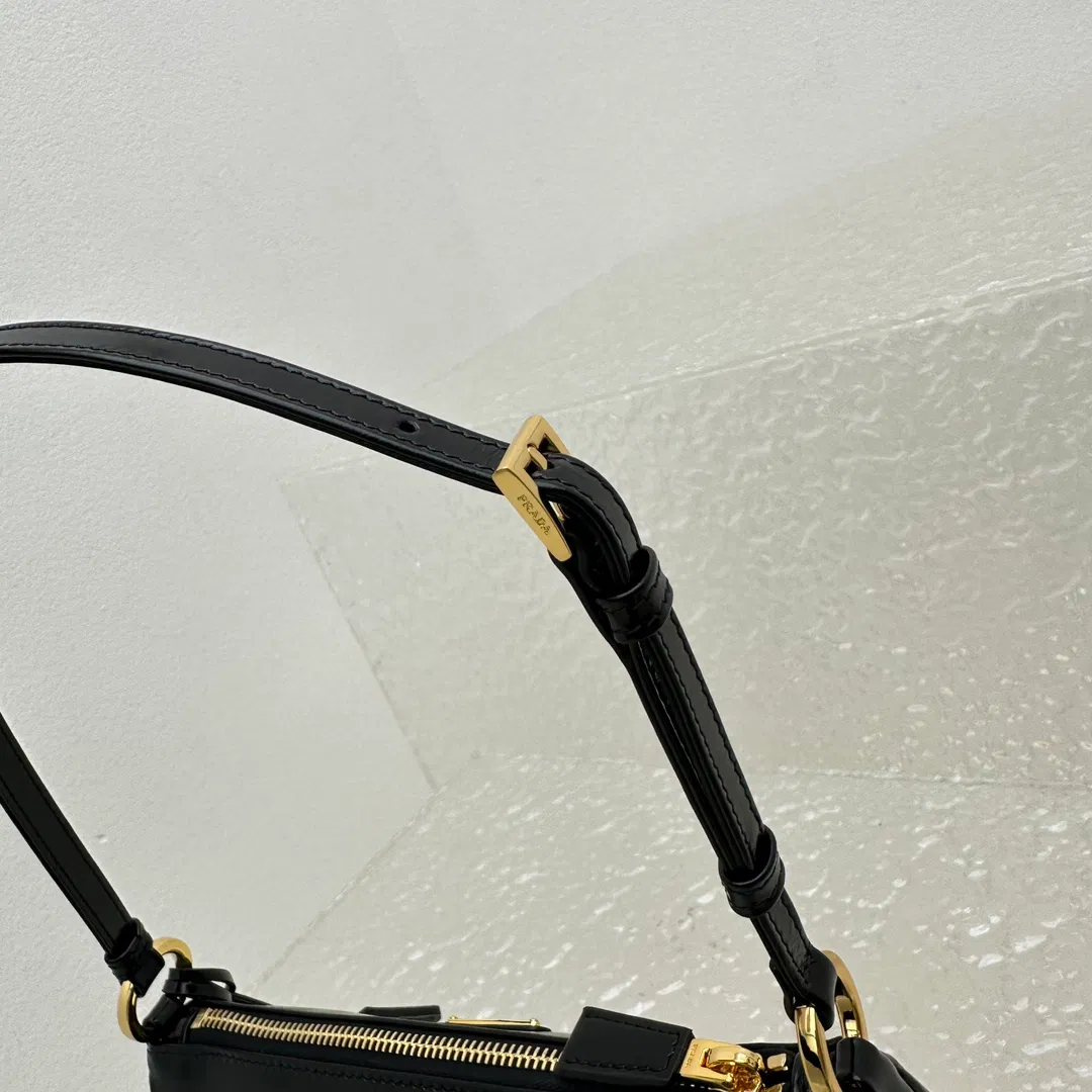 Re-Nylon Hobo bag — image 5