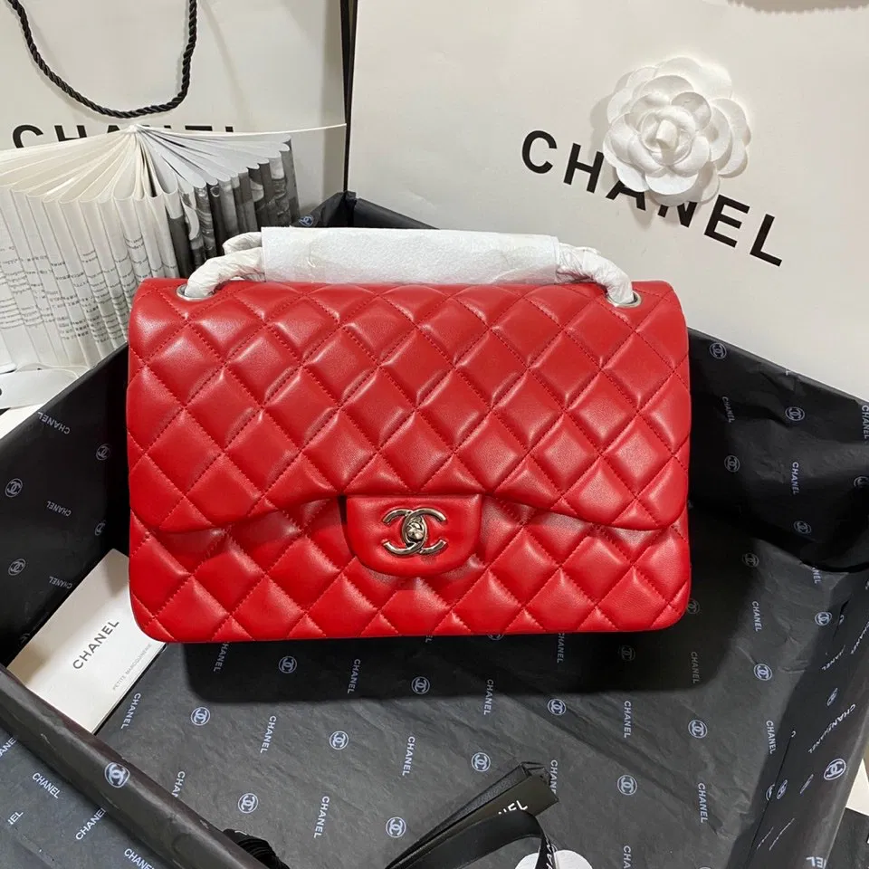 Chanel Flap Bag Large — image 3