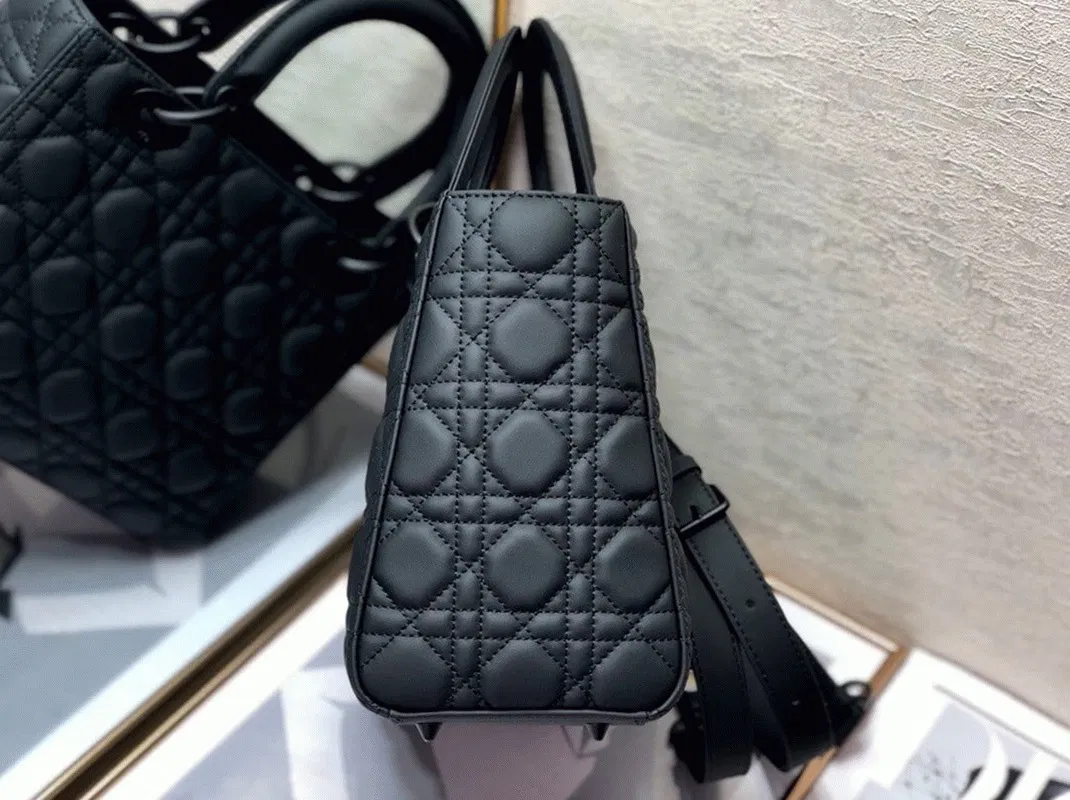 Dior Lady Dior Medium Bag in Black — image 4