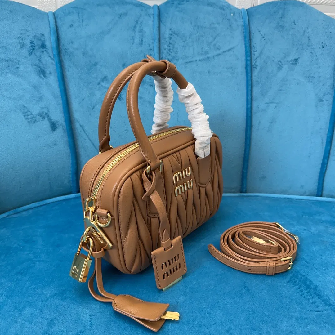 Matelassé Soft bag — image 9