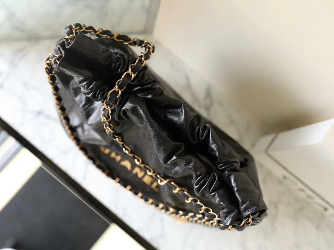 𝖬𝗈𝗇𝗍𝖾𝖻𝖾𝗅𝗅𝗈 zip bag — image 6