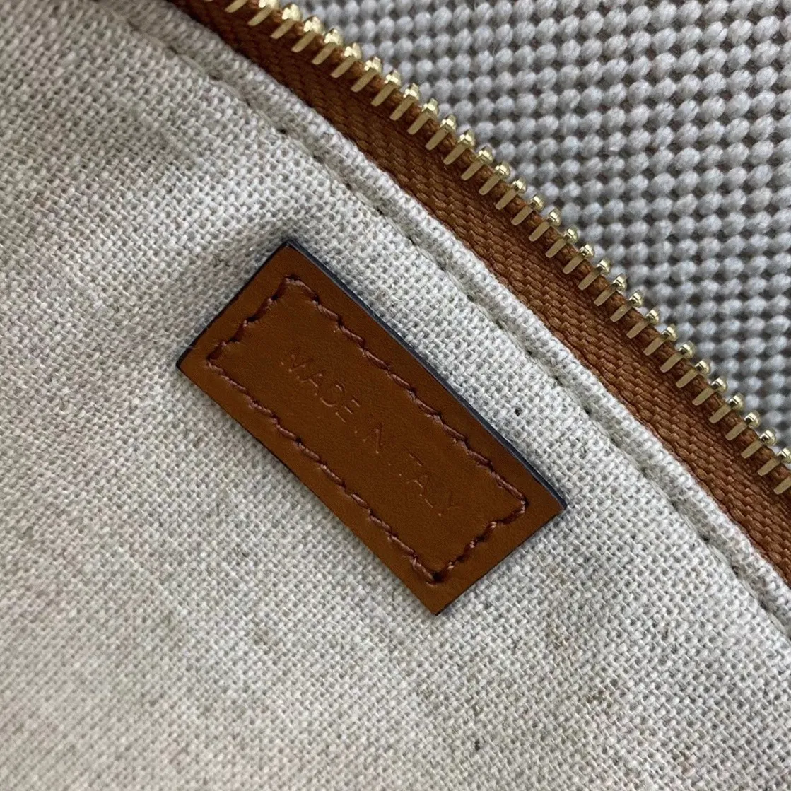 Top Quality Celine Bucket 16 Bag In Textile and Calfskin — image 7