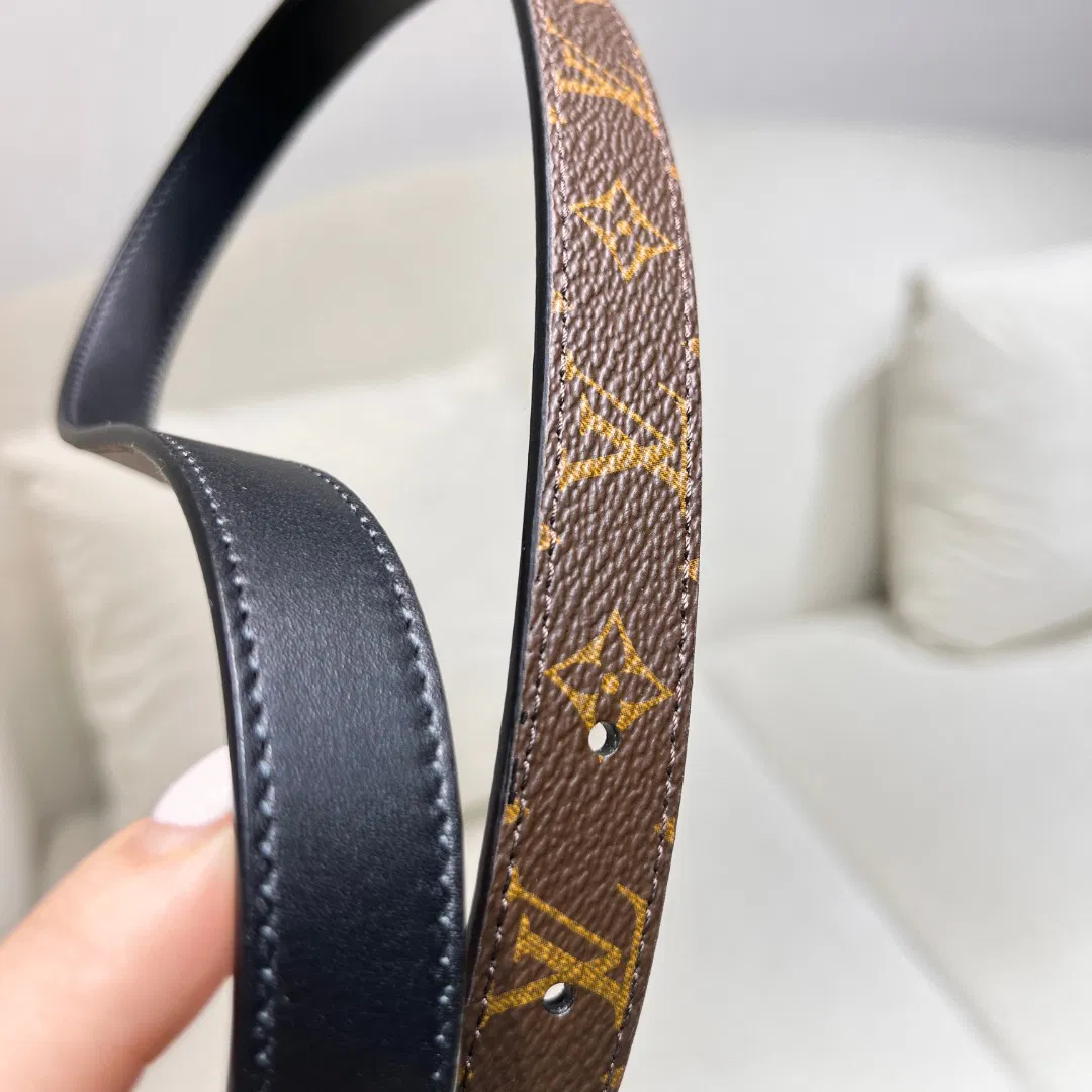 LV Diamond Plug Outlet — image 5
