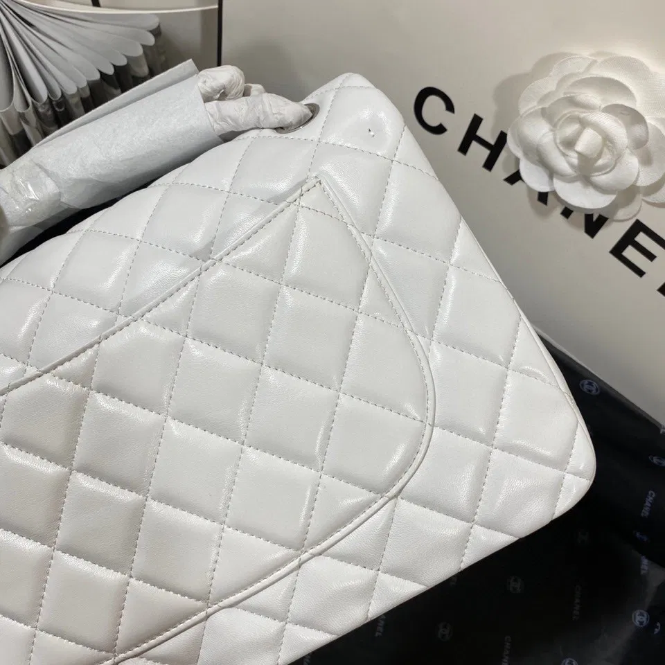 Chanel Flap Bag Large — image 6