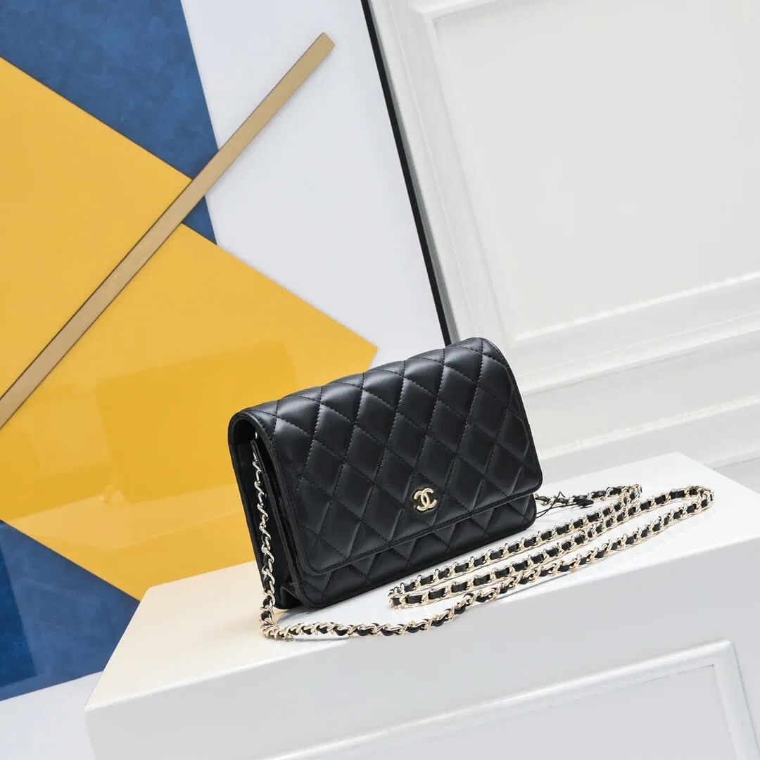 Chanel classic chain wallet — image 3