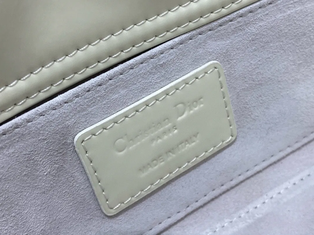 Dior Lady D-Joy Small Bag Knockoff in White — image 3