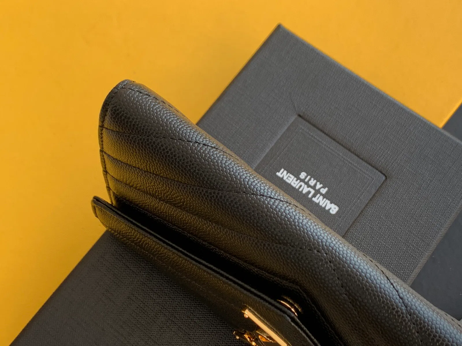 Leather wallet — image 6