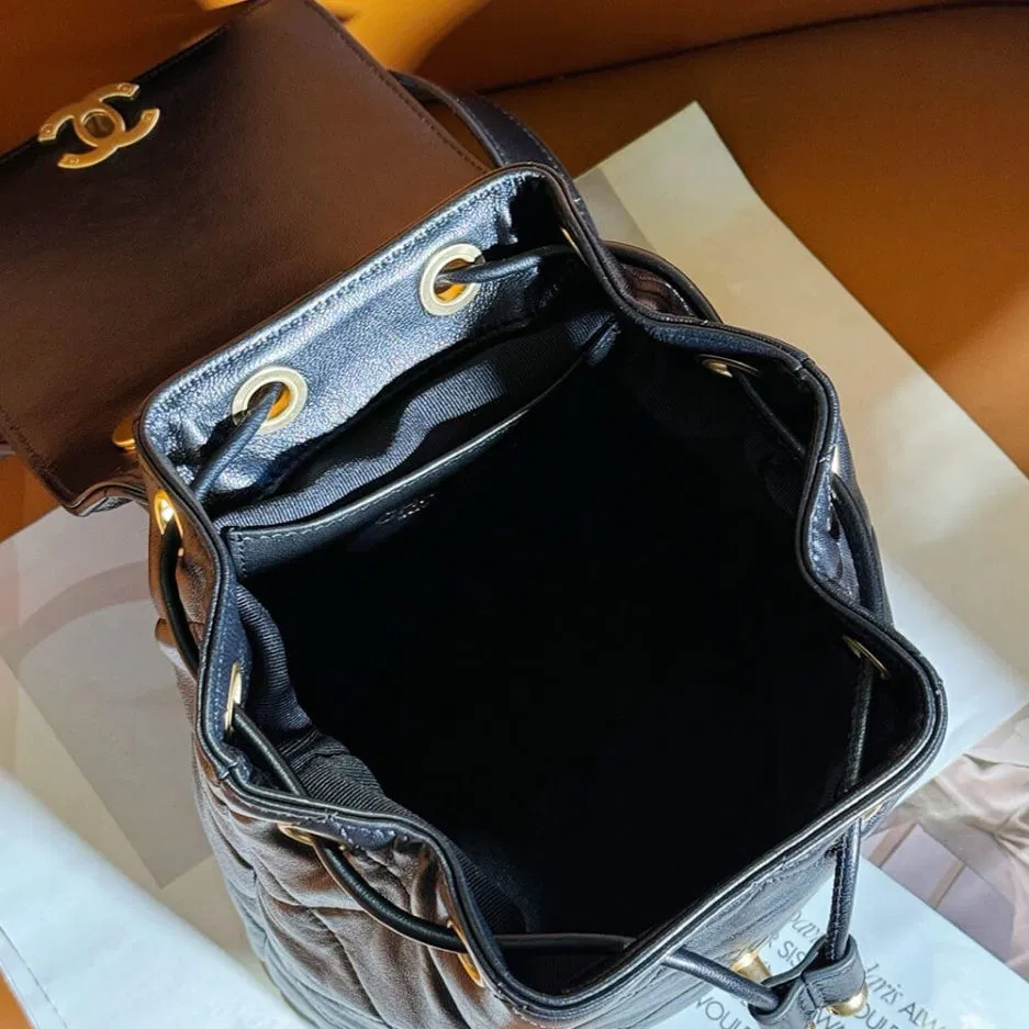 CHANEL BACKPACK(high-end grade) — image 2