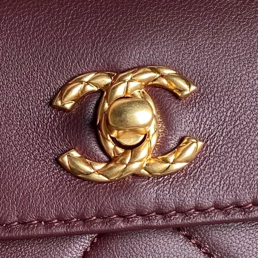 Chanel Clutch(high-end grade) — image 2