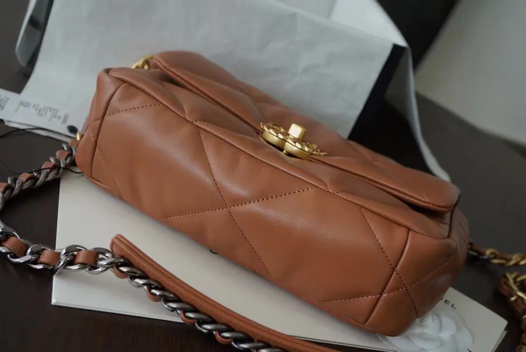 Chanel 19 small in caramel — image 5