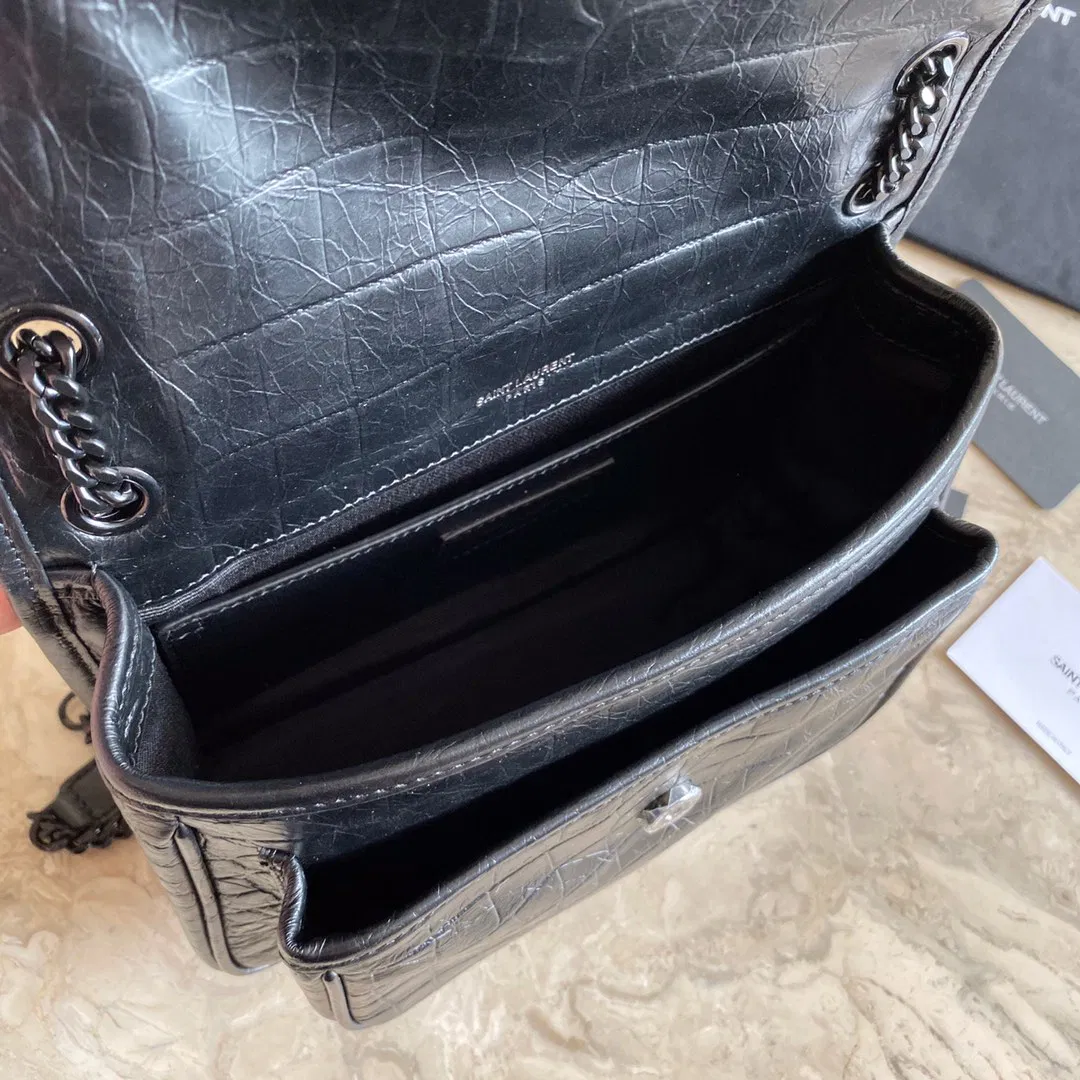 NIKI MEDIUM IN CRINKLED VINTAGE LEATHER — image 8