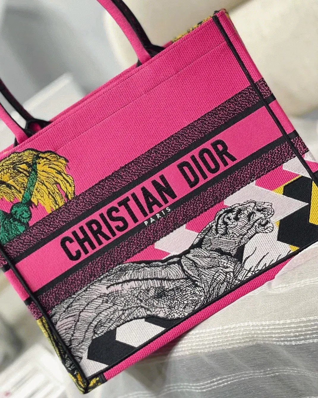 Dior Medium Book Tote Bag in Toile de Jouy Zoom Pop Embroidery — image 2